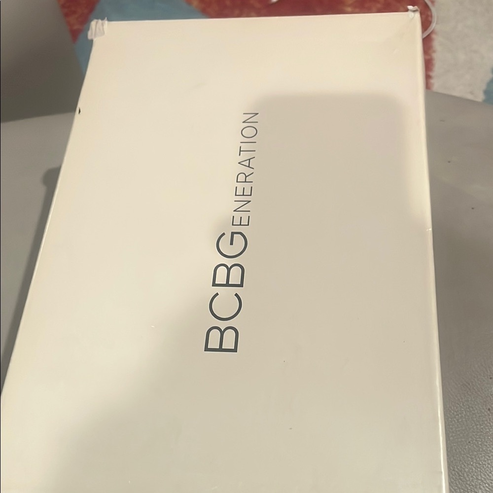 Bcbgeneration White Box - image 1